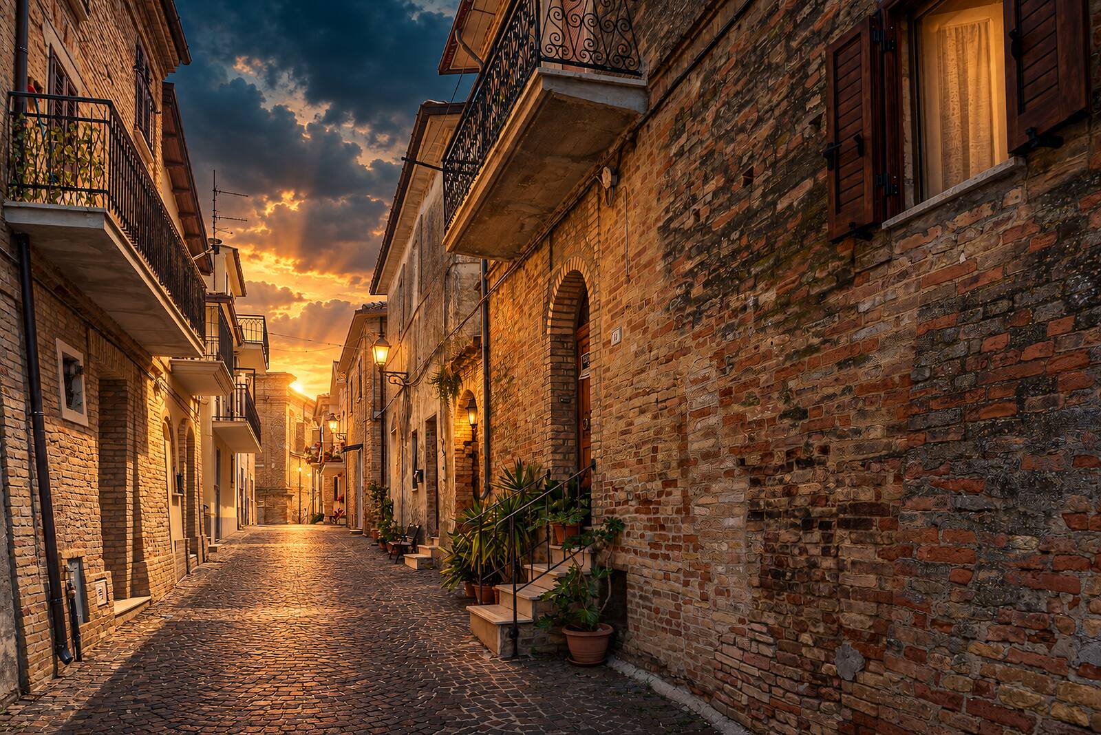 Altstadtgasse in Italien im Kinolook